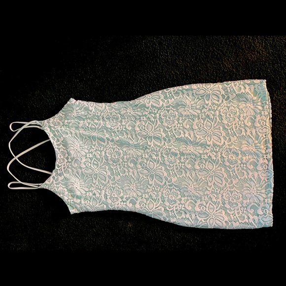 Lace dress - Picture 1 of 2